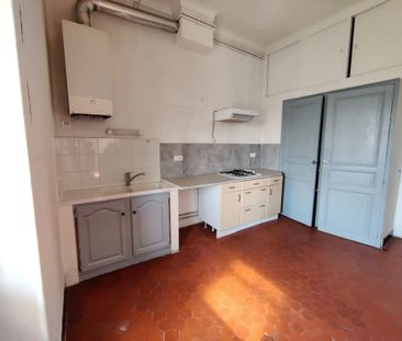 Location Appartement 4 pièces 92m² CAVAILLON 84300 - Photo 5