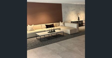 Luxury 1 BR Apt., Furnished & Equipped - Photo 3