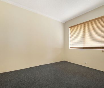 Centrally Located - Photo 3