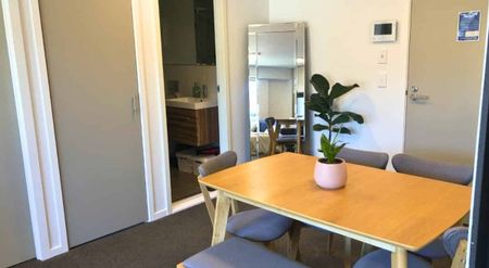 Near New Modern 1 Bedroom Apartment - Photo 3