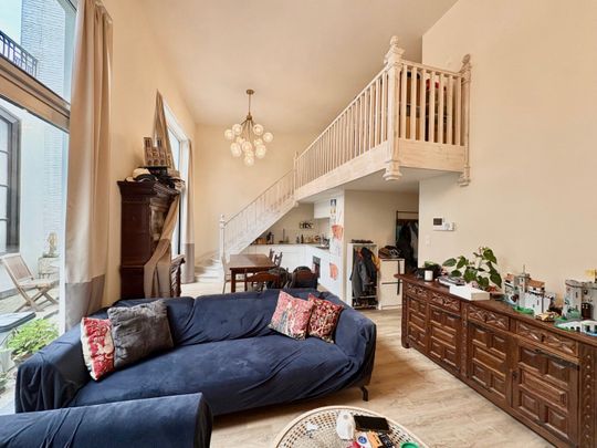 Sfeervol en ruim gelijkvloers 2-slaapkamerappartement met mezzanine - Foto 1