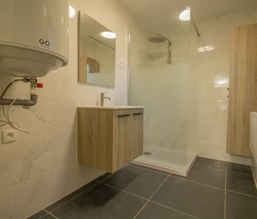 JOLIE MAISON AVEC GARAGE à 7141 Morlanwelz  Loyer: 725 € / mois - Foto 4