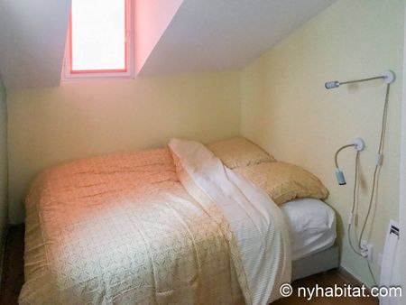 Logement à Paris, Location meublée - Photo 2