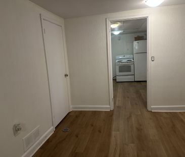 For Lease - 70 Bunnell Crescent, Toronto, Ontario - Photo 3