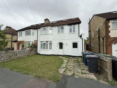 1 bedroom in a house share to rent - Photo 5