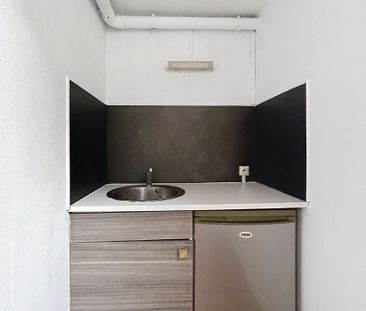 Location Appartement 1 pièce 14m² ROUEN 76000 - Photo 2