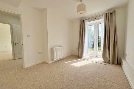 3 bedroom bungalow to rent - Photo 3