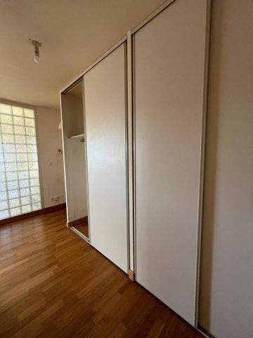 Location Appartement 3 pièces 58m² ROUEN 76000 - Photo 2