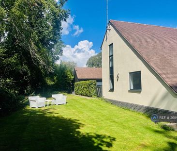 4 bedroom detached house to rent - Photo 3