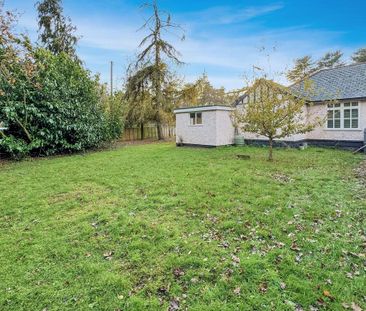 2 bedroom semi-detached bungalow to rent - Photo 3