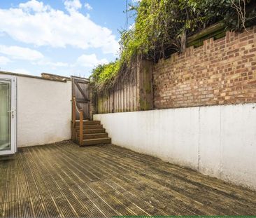 British Grove South, Chiswick W4 - Photo 1