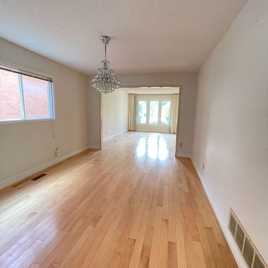 For Lease - 38 Southgate Crescent, Richmond Hill, Ontario - Photo 1