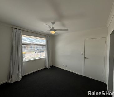 12 Tree Top Avenue, Munno Para West, SA 5115 - Photo 6