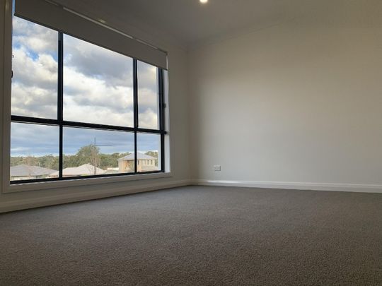 24 Woodbury Circuit - Photo 1