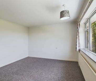 3 bedroom detached house to rent - Photo 4