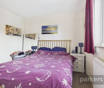 2 bedroom terraced house to rent - Photo 2
