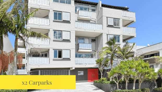 Modern apartment living in the heart of Kingsland! - Photo 1