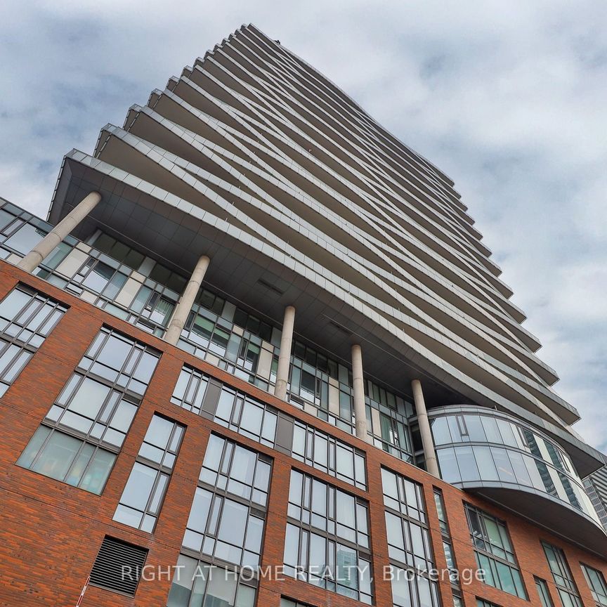 Market Wharf Lofts , #625 - Photo 1