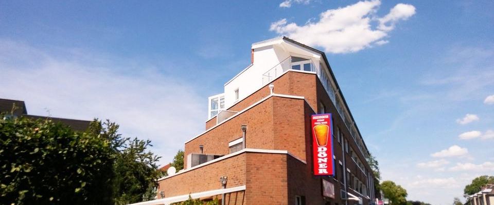 Voll möblierte Wohnung mit Balkon in Köln-Neuehrenfeld - Foto 1