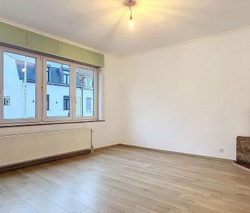 Appartement te huur in Waterloo voor € 850 met 1 slaapkamer - Photo 4