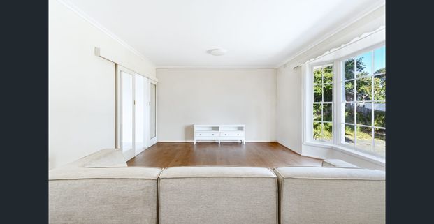 Comfortable & Convenient Family Living in Quiet Cul-de-Sac - Photo 1