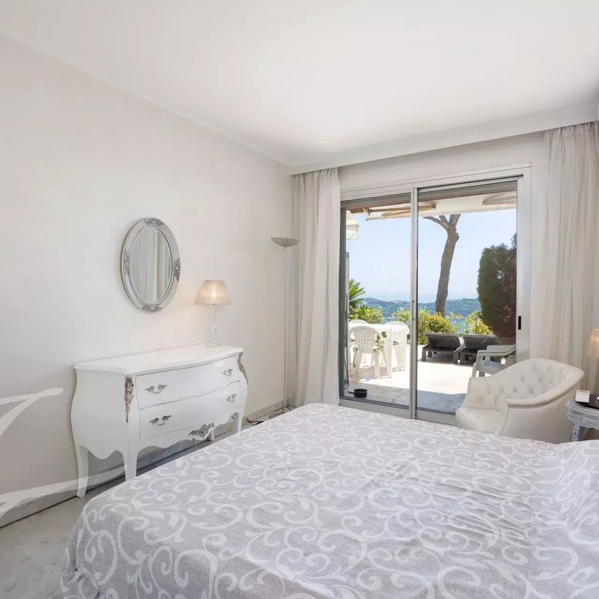 Appartement à louer Villefranche Sur Mer, Cote d'Azur, France - Photo 1