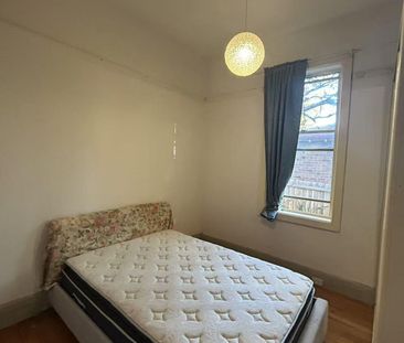 Charming studio/1-bedroom just 900m to Roseville Station & shops - Photo 6