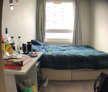 Room in a Shared Flat, Trevelyan House, SE5 - Photo 3