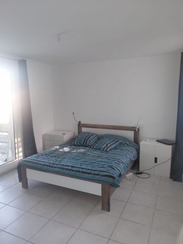 T4 non meublé avec terrasse à Plateau Fofo - Schoelcher - Photo 4