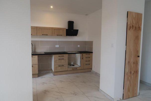 Appartement Le Chambon-Feugerolles - Photo 1