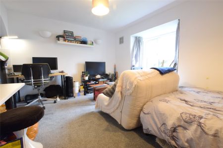 The Goodwins, Tunbridge Wells, Kent, TN2 - Photo 2