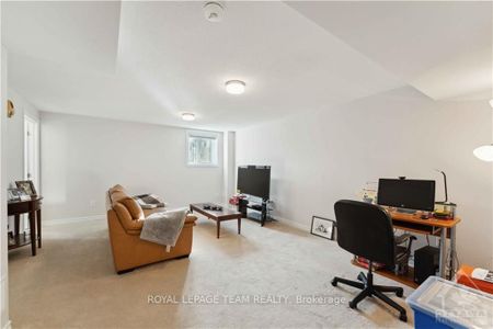 For Lease - 4118 Obsidian Street, Barrhaven, Ontario - Photo 2
