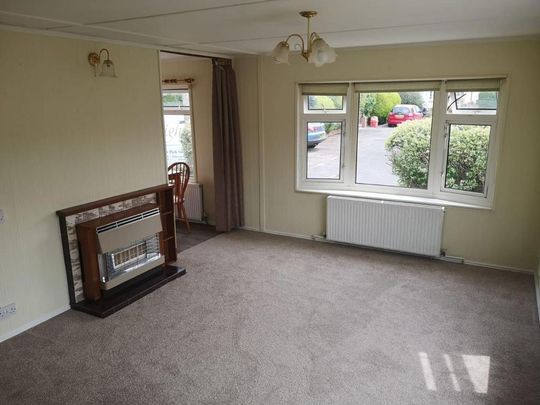 2 bedroom park home to rent - Photo 1