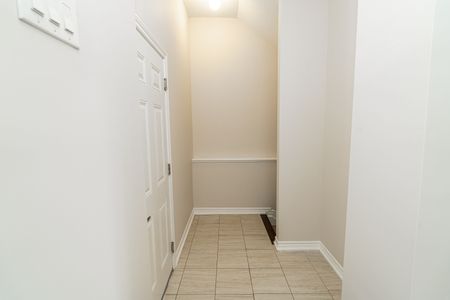 For Lease - 1168 Chapman Mills Drive, Barrhaven, Ontario - Photo 2