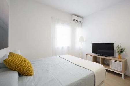 Pasaje Virgen de la Alegría, Madrid, Community of Madrid 28027 - Photo 5