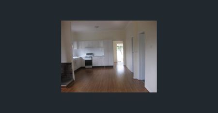 3 Bedroom Home - Photo 3