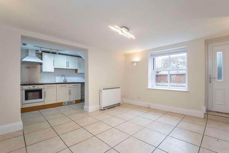 St Georges Place, Cheltenham, GL50 - Photo 3
