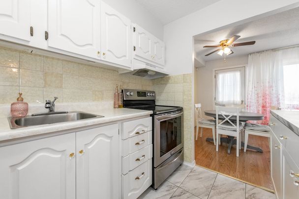 For Lease - 158A McArthur Avenue Unit# 107, Vanier and Kingsview Park, Ontario - Photo 1