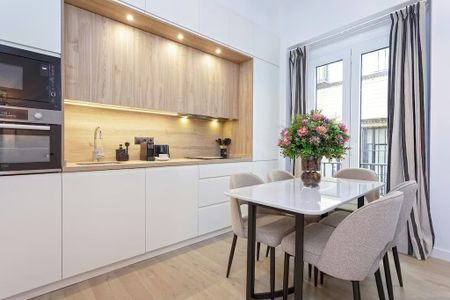 Calle Teodosio, Sevilla, Andalusia 41002 - Photo 3