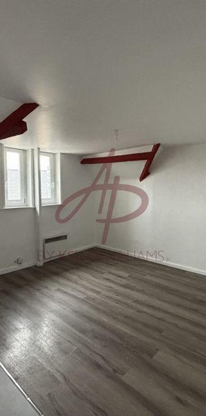 Location Appartement 1 pièce 26m² LA CHAPELLE D ARMENTIERES 59930 - Photo 1