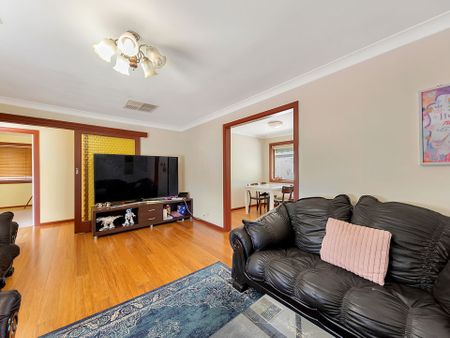 Your Search is over - Spacious Family Home - Photo 4