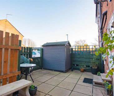 2 bedroom terraced house to rent - Photo 3