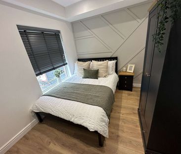 High Street Room 2 - Double Ensuite - Photo 1