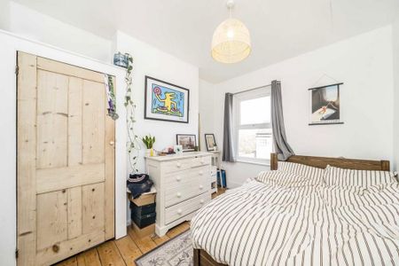 3 bedroom detached house to rent - Photo 4