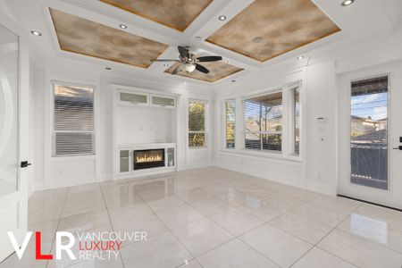 House in Vancouver East Side, British Columbia - Photo 2