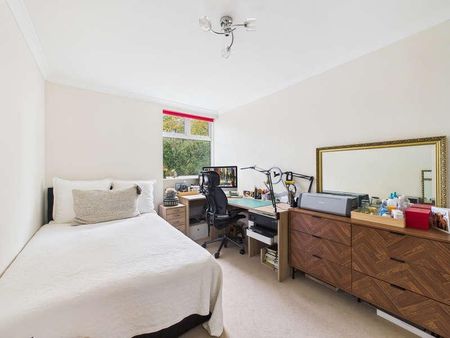 Dunstable House, Marlow, Buckinghamshire, SL7 - Photo 5