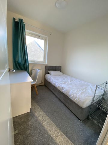 5 Bed Detached House, Glenalmond Place, EH11 - Photo 2