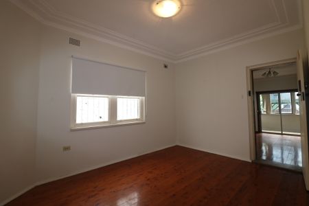 2 Chelmsford Avenue, Belmore NSW 2192 - Photo 3