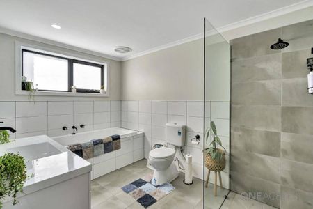 Family Home in Quiet Neighbourhood. - Photo 5