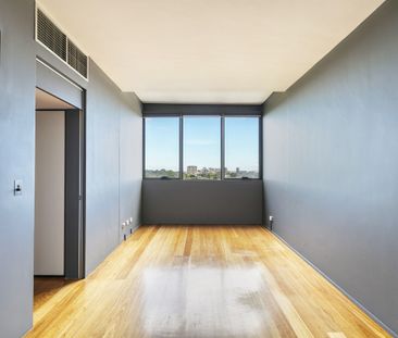 7 / 36 Hutchinson Street - Photo 2